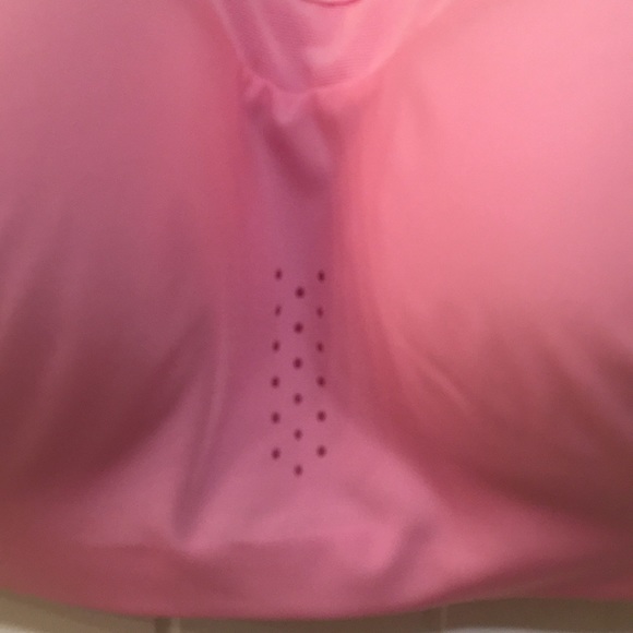 Nike Alpha Bra - Picture 3 of 8